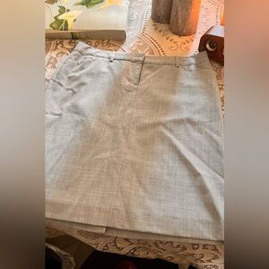 Size 8 Classic Gray Skirt